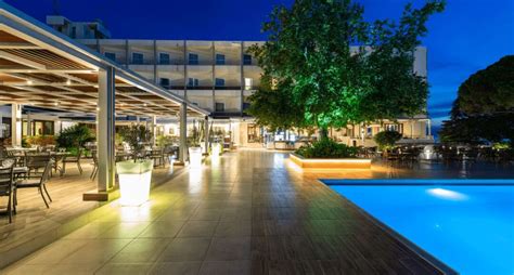 Hotel Porto Rio, Peloponez .